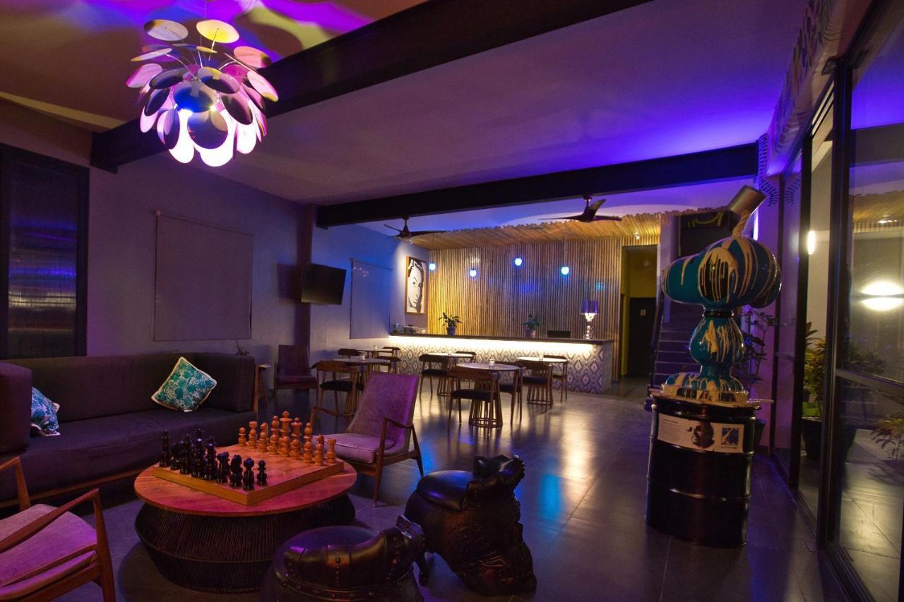 Hotel Casa Chukum Bacalar Exteriér fotografie The interior of the bar